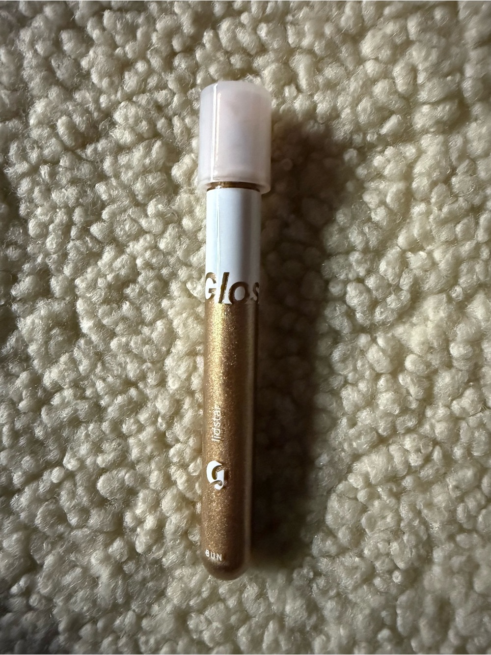 Glossier Lidstar Bun